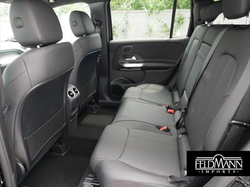 2025 Mercedes-Benz GLB 250 4MATIC