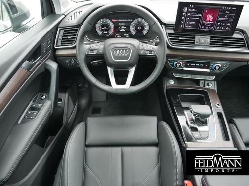 2025 Audi Q5 45 S line Premium Plus