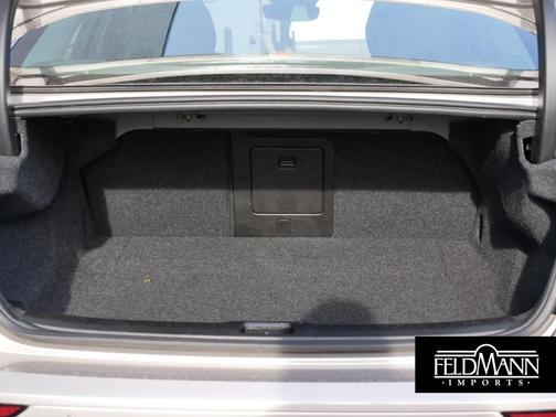 2024 Volvo S60 B5 Plus Dark Theme