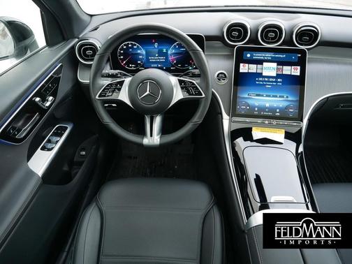 2025 Mercedes-Benz GLC 300 4MATIC