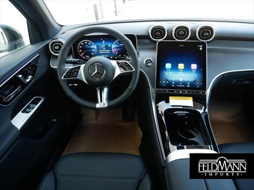 2025 Mercedes-Benz GLC 300 4MATIC