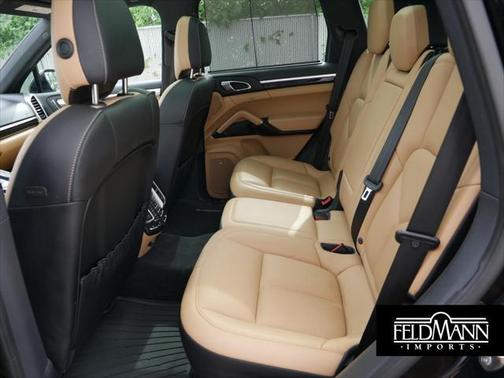 2016 Porsche Cayenne S