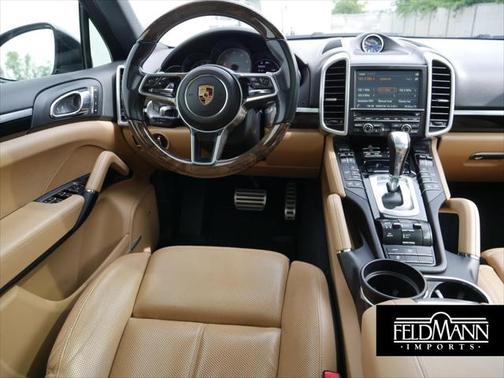 2016 Porsche Cayenne S
