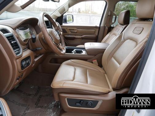 Ivory White Tri-Coat Pearlcoat 2019 RAM 1500 Longhorn