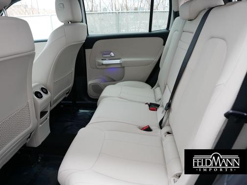 2025 Mercedes-Benz GLB 250 4MATIC