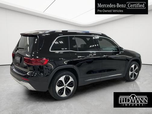 Night Black 2024 Mercedes-Benz GLB 250 4MATIC