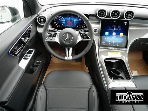 2025 Mercedes-Benz GLC 350e Base