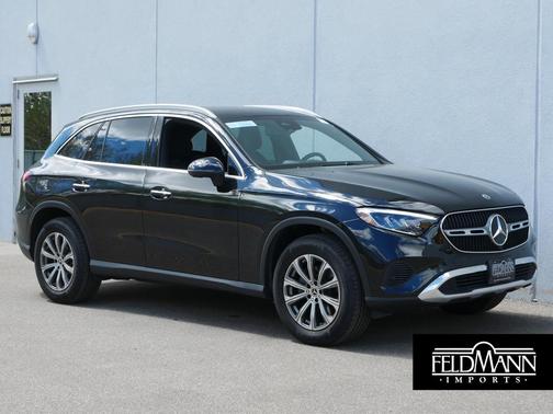 Black 2026 Mercedes-Benz GLC 300 4MATIC