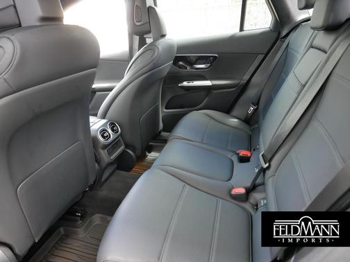 Black 2026 Mercedes-Benz GLC 300 4MATIC