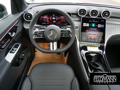 2026 Mercedes-Benz GLC 300 4MATIC