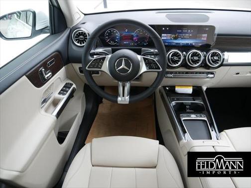 2025 Mercedes-Benz GLB 250 4MATIC