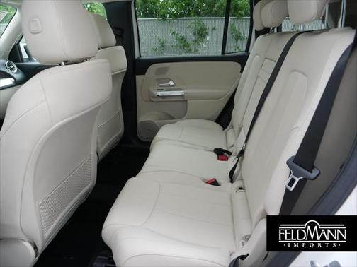 2025 Mercedes-Benz GLB 250 4MATIC