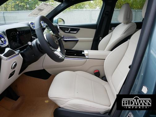 2026 Mercedes-Benz GLC 300 4MATIC