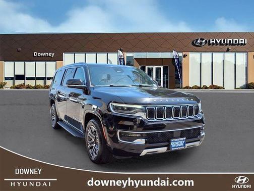 Diamond Black Crystal Pearlcoat 2024 Jeep Wagoneer L Series II 4x4