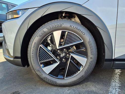 2026 Hyundai IONIQ 5 SE