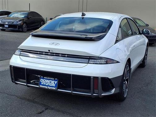 2025 Hyundai IONIQ 6 SEL