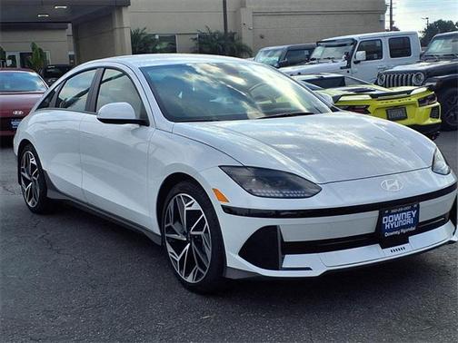 2025 Hyundai IONIQ 6 SEL