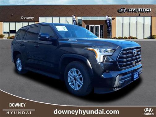 2025 Toyota Sequoia SR5