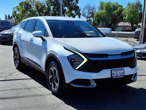 2024 Kia Sportage LX