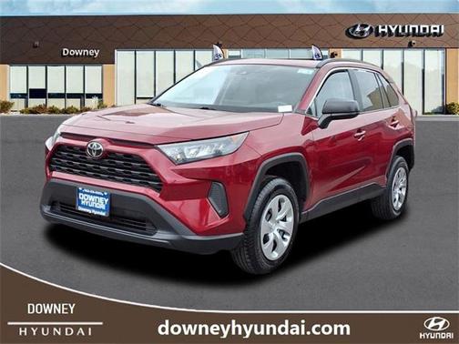 2020 Toyota RAV4 LE