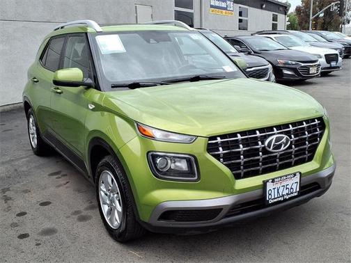 2020 Hyundai VENUE SEL