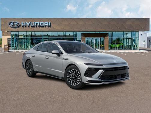 Aero Silver 2026 Hyundai SONATA Hybrid SE