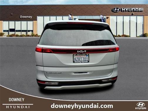 2022 Kia Carnival LXS