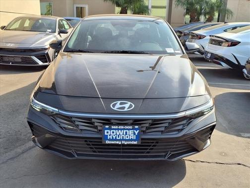 2025 Hyundai ELANTRA HEV SEL Sport