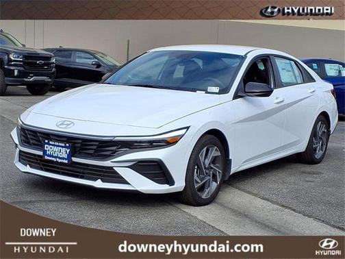 2025 Hyundai ELANTRA Sport