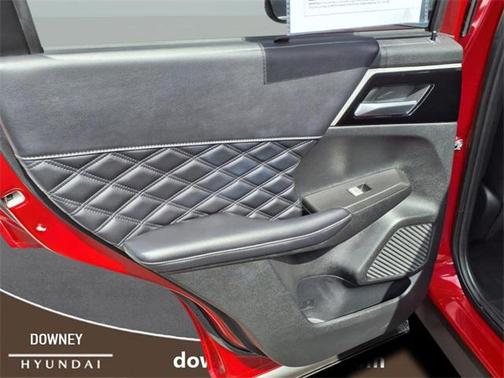 2023 Mitsubishi Outlander PHEV SEL