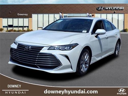 2022 Toyota Avalon XLE