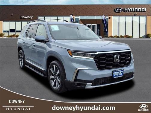 2023 Honda Pilot Touring 8-Passenger
