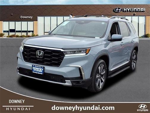 2023 Honda Pilot Touring 8-Passenger
