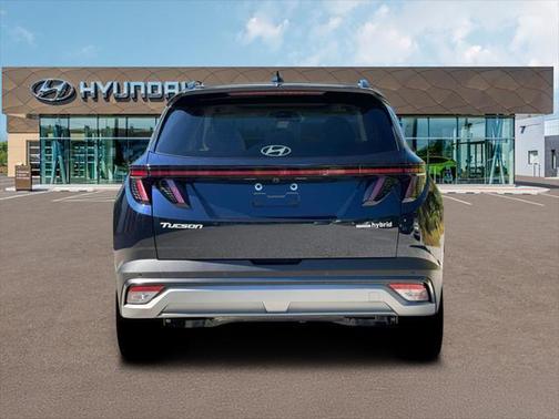 Deep Sea 2026 Hyundai TUCSON Hybrid Limited