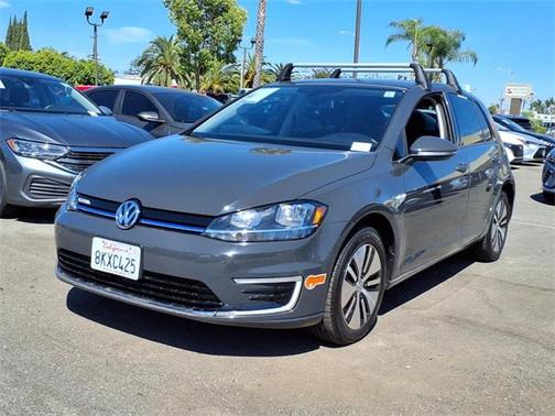 2019 Volkswagen e-Golf SE