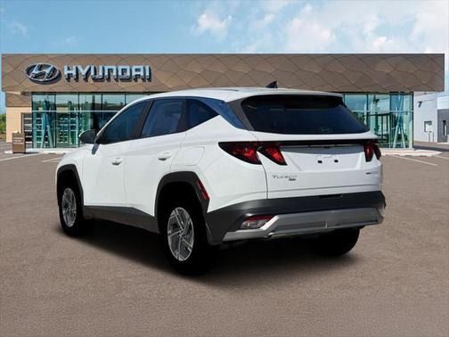 Creamy White Pearl 2026 Hyundai TUCSON Hybrid Blue SE