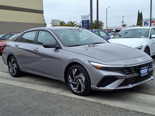 2025 Hyundai ELANTRA Sport