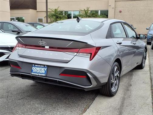 2025 Hyundai ELANTRA Sport