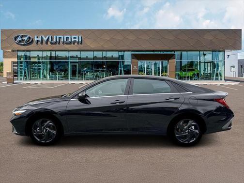 Abyss Black 2026 Hyundai ELANTRA Sport