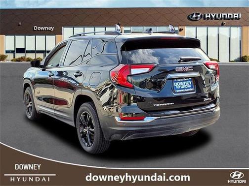 2022 GMC Terrain AWD AT4