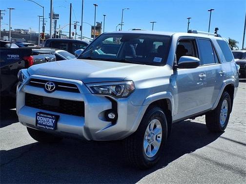 2024 Toyota 4Runner SR5