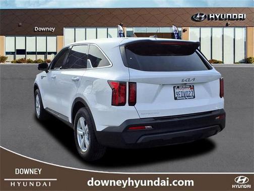 2023 Kia Sorento LX