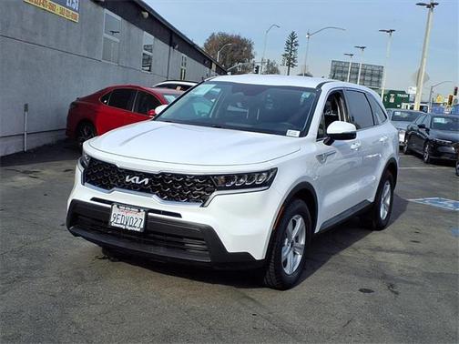 2023 Kia Sorento LX