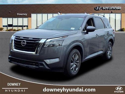 2024 Nissan Pathfinder SV 4WD