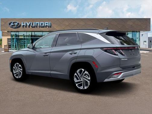 Ecotronic Gray Matte 2026 Hyundai TUCSON Limited