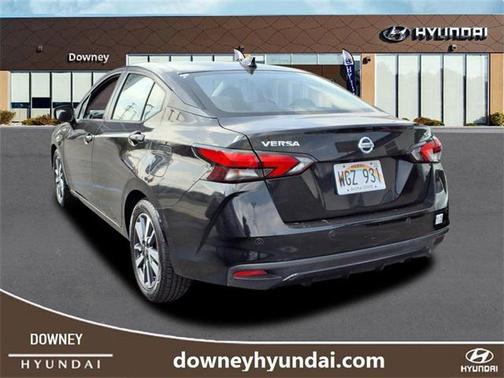2021 Nissan Versa 1.6 SV