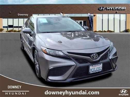 2021 Toyota Camry SE