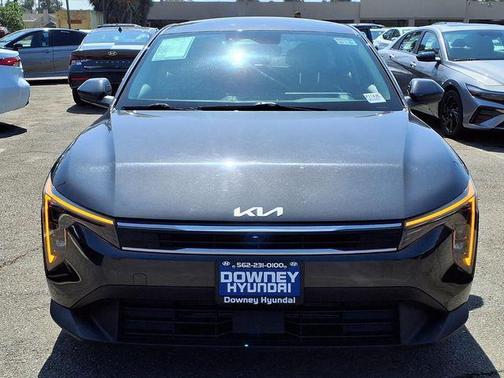 Interstellar Gray 2025 Kia K4 LXS