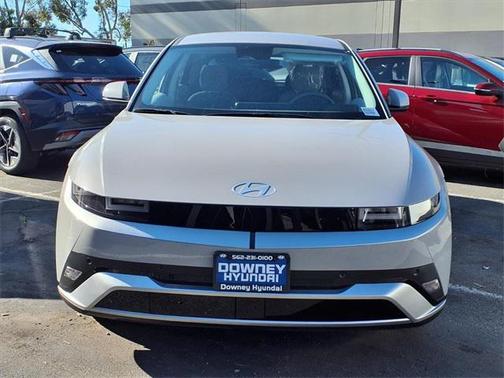 2026 Hyundai IONIQ 5 SE