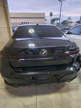 2024 BMW 740 i